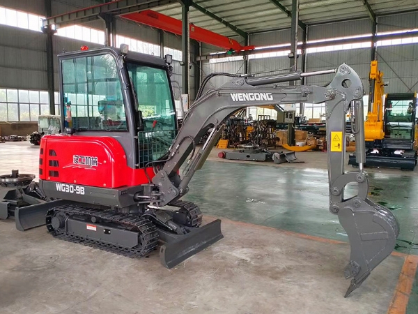 履帶挖掘機(jī)有剎車嗎